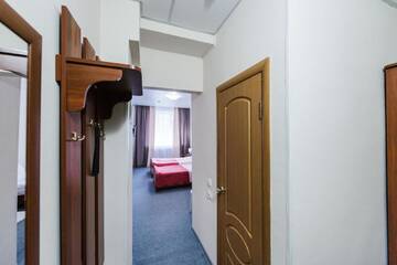 Фото номера Двухместный номер с 1 кроватью или 2 отдельными кроватями Отель Декабрист Серова 30 г. Чита 6